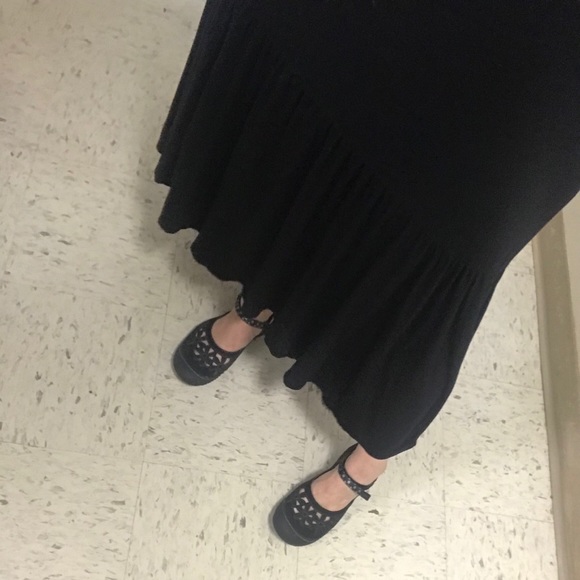 Curvy Black Maxi Dress - Picture 3 of 3